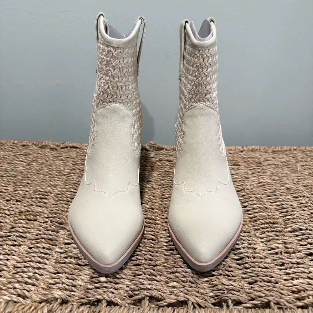 NEW Dolce Vita Lacie Western Boots Ivory - Picture 3 of 5